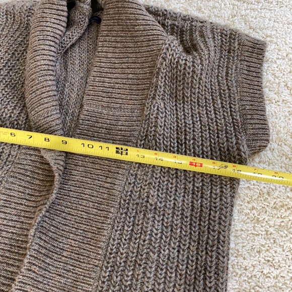 🍂2 for $30🍂Gap brand alpaca Wool sweater, size M - Picture 3 of 3